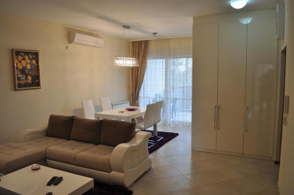 Apartments Soleado Pančevo Esterno foto